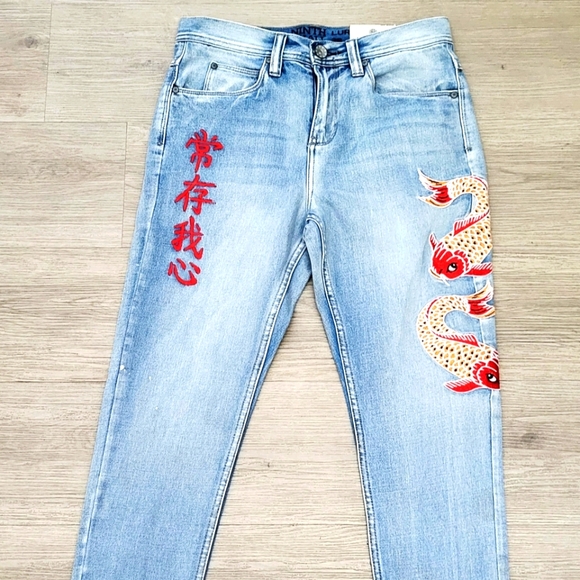 Ninth Hall Jeans Womens 28 Light Blue Embroidered Jeans Koi Fish - Picture 1 of 16